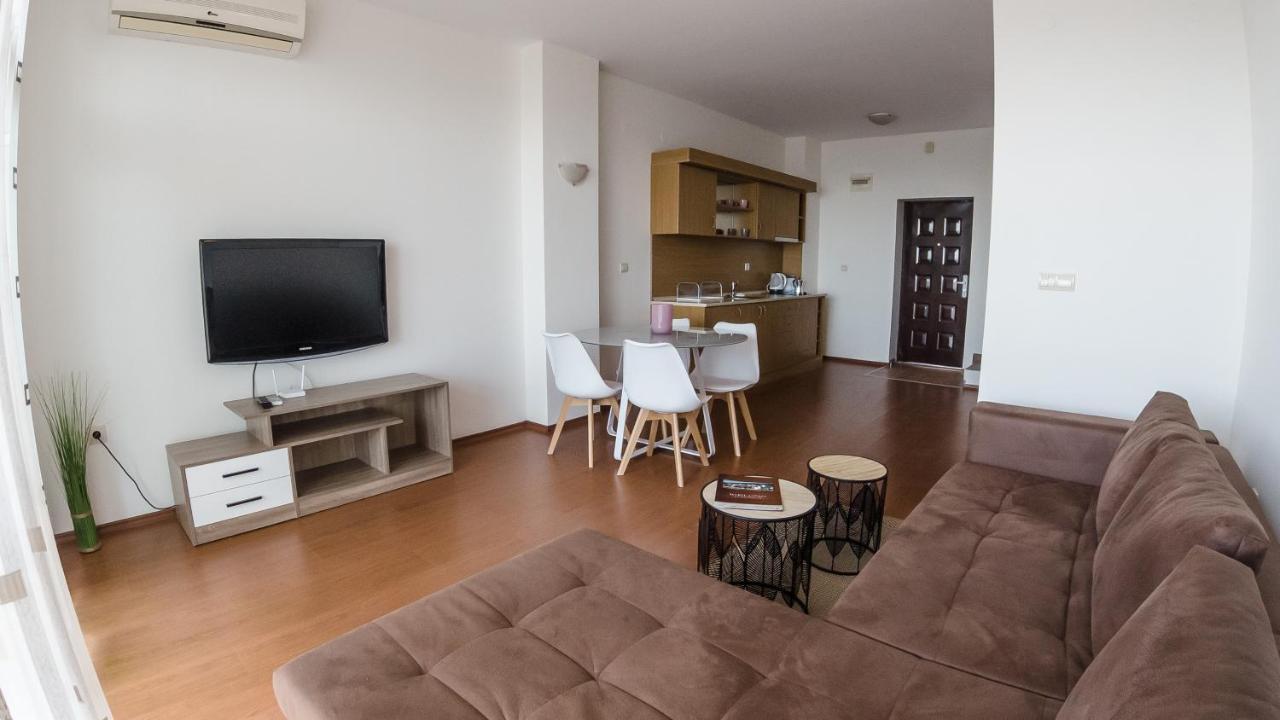 White Coast Beach Apartments Kavarna Extérieur photo