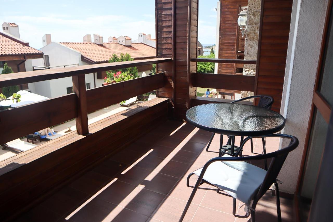 White Coast Beach Apartments Kavarna Extérieur photo