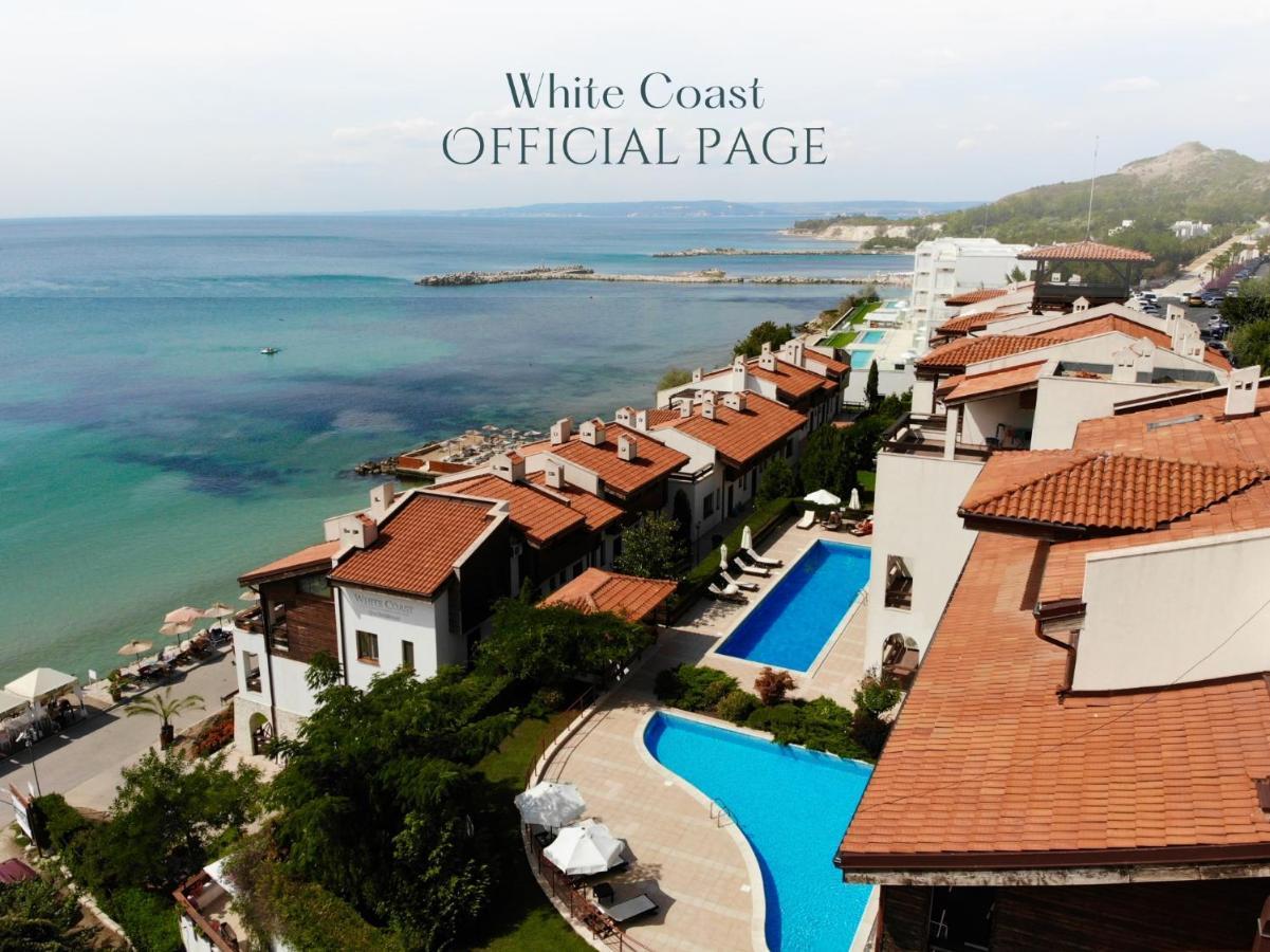 White Coast Beach Apartments Kavarna Extérieur photo