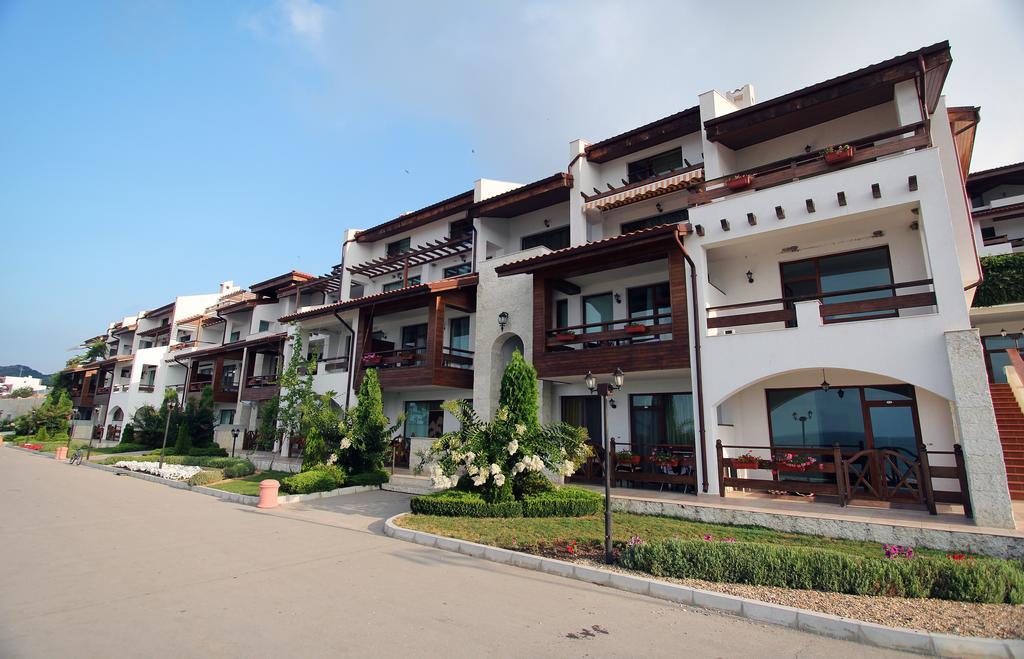 White Coast Beach Apartments Kavarna Extérieur photo