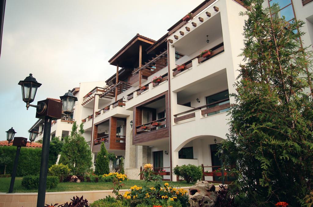 White Coast Beach Apartments Kavarna Extérieur photo