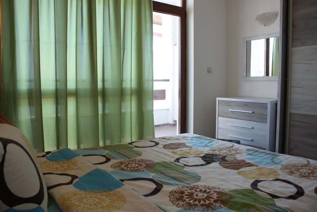 White Coast Beach Apartments Kavarna Extérieur photo