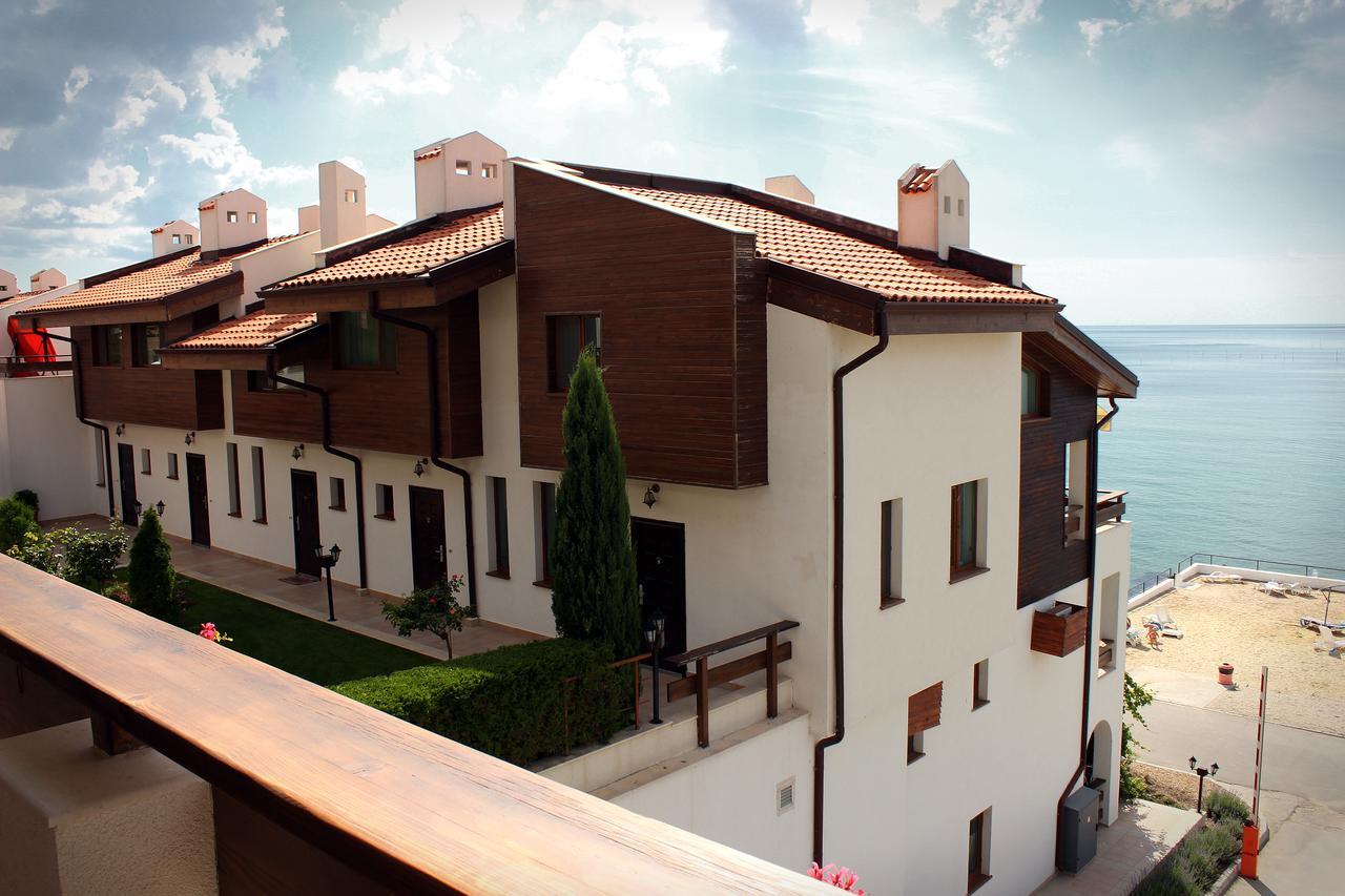 White Coast Beach Apartments Kavarna Extérieur photo